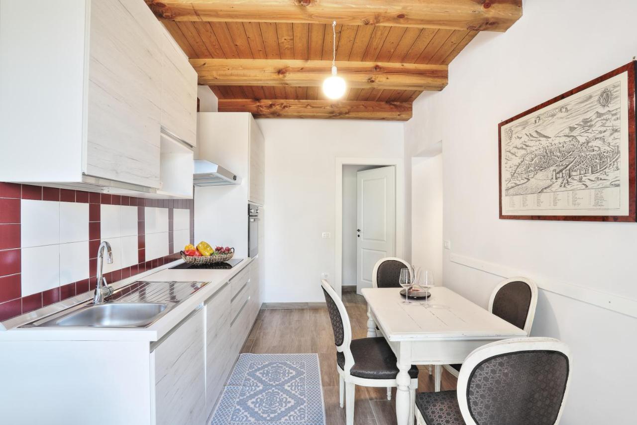 Baciano Azienda Agrituristico Venatoria 卡波罗纳 外观 照片