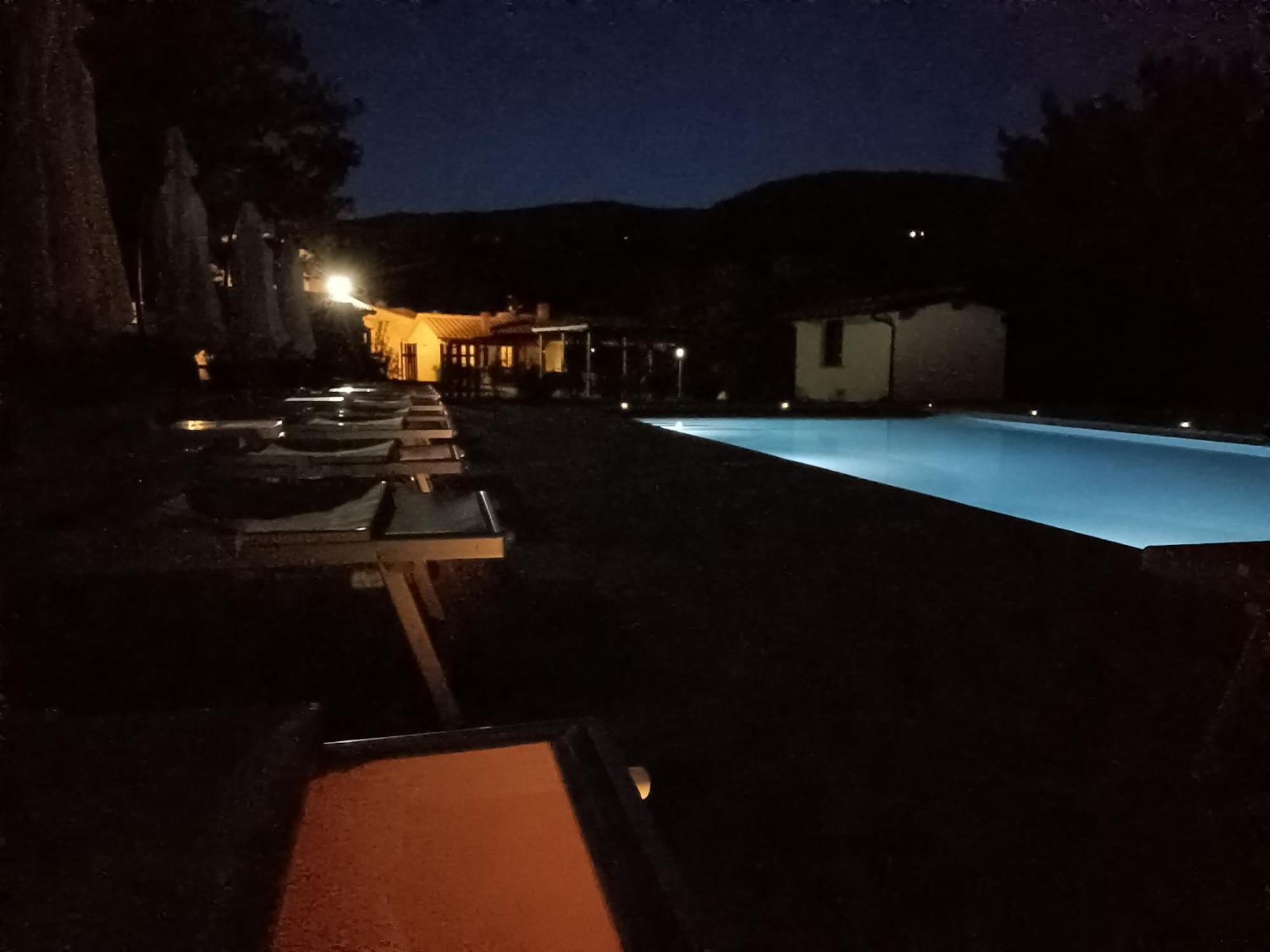 Baciano Azienda Agrituristico Venatoria 卡波罗纳 外观 照片