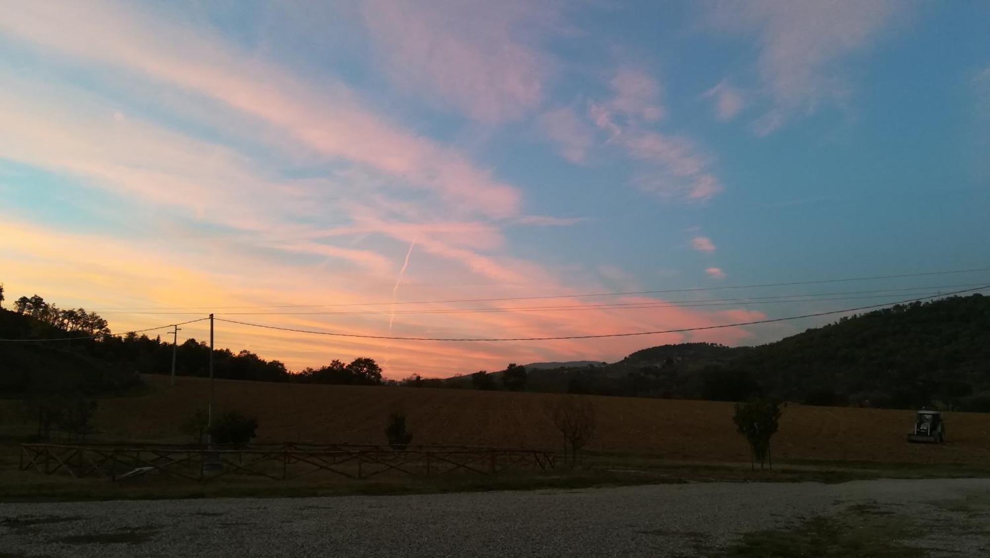 Baciano Azienda Agrituristico Venatoria 卡波罗纳 外观 照片